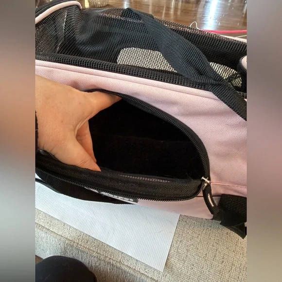 Pink Collapsible Pet Carrier 4 Cats w pockets and mesh vents removable cushion - Picture 11 of 13